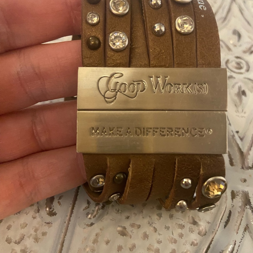 Good Works Leather Bracelet - Picture 3 of 6